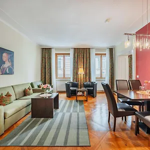 Apartment Serviced Josefstadt, Wien
